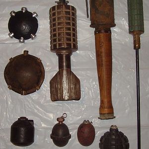 Assorted WW1 German grenades and ordnance