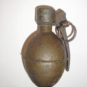 Grenade wz.Z. 33 with w.z.GR 31 fuze (smoll ''W.Z." on fuze)