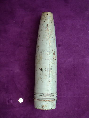 130 mm High exlosive shell of Russian manufacture with a 2"  12 tpi Unified standard Fuze threa