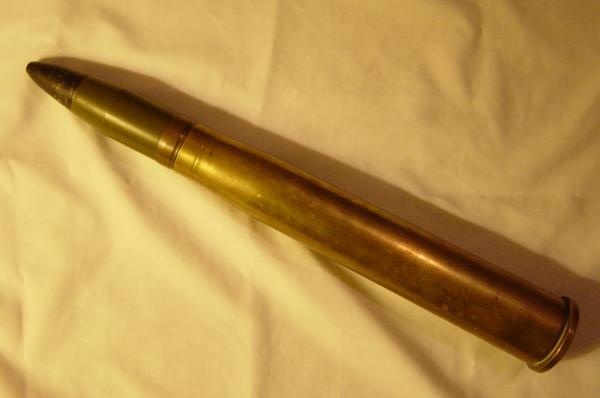 Complete round in WW2 US Navy Brass Case.