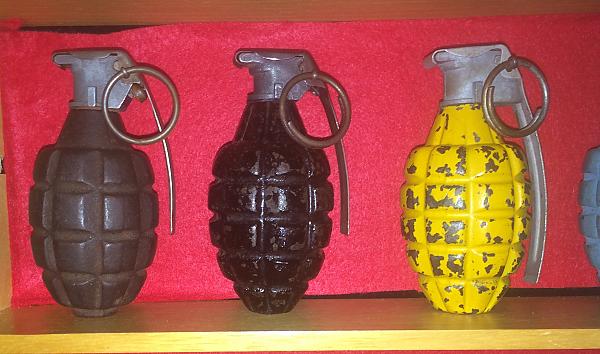 GRENADE COLLECTION