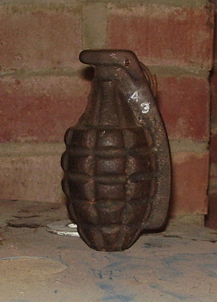 U.S. MKII WWII practice grenade